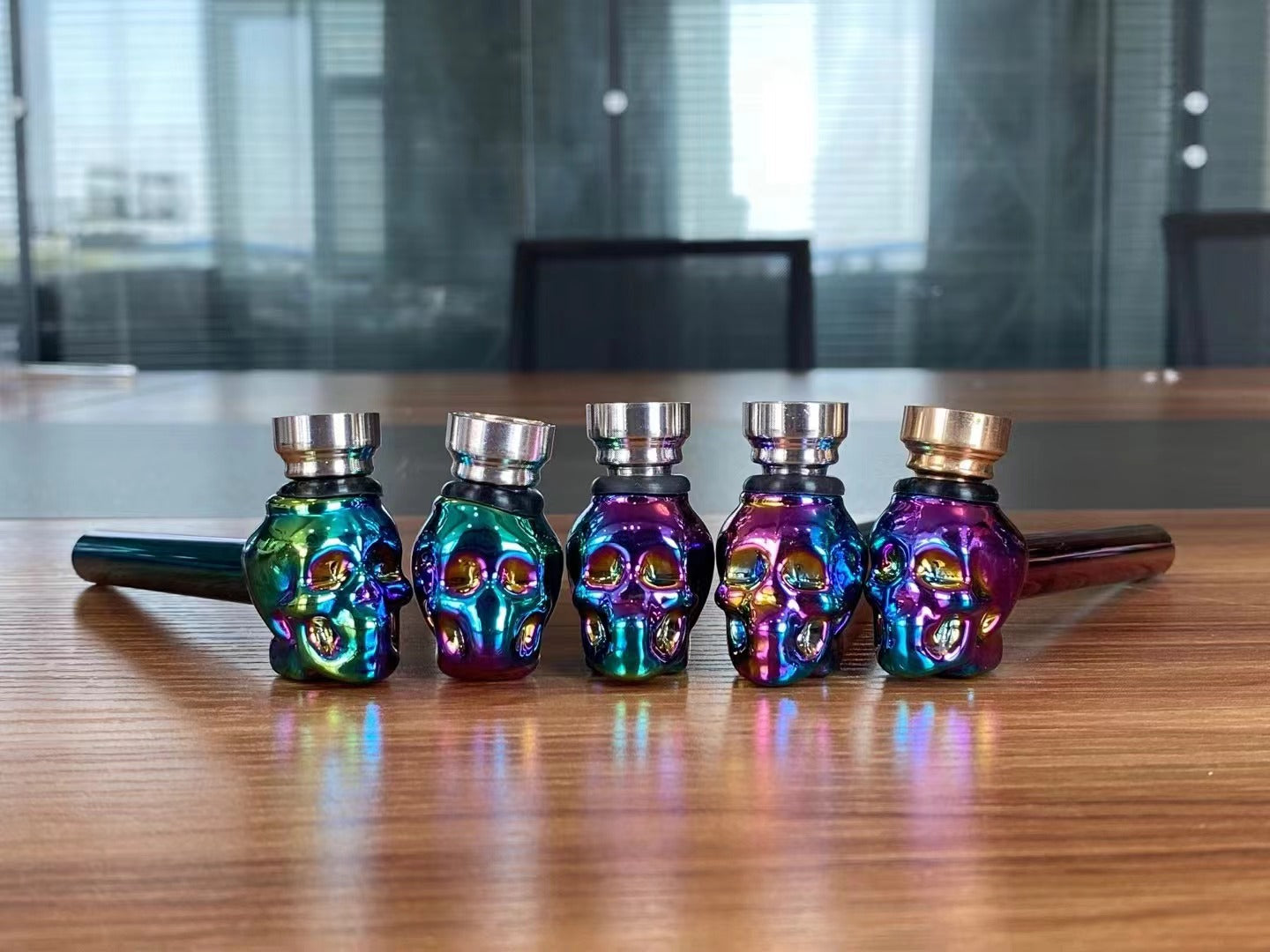 Skull Glass Pipe Rainbow Smoking Pipe